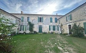 Chambres Et Table D'Hotes Maison Garesche