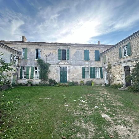 Chambres Et Table D'Hotes Maison Garesche Nieulle-sur-Seudre Esterno foto
