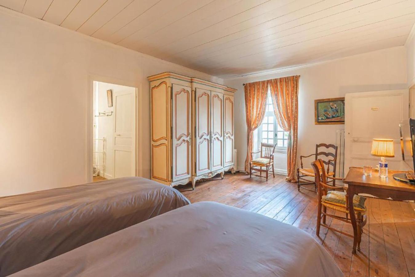 Chambres Et Table D'Hotes Maison Garesche Nieulle-sur-Seudre Esterno foto